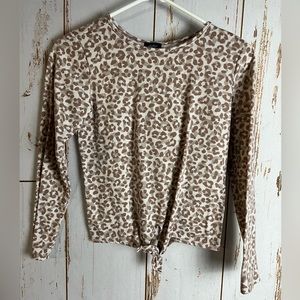 Daytrip youth large long sleeve NWOT